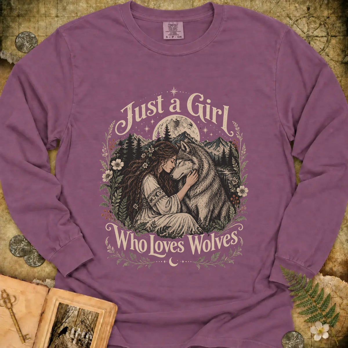 Just a Girl Who Loves Wolves Long Sleeve T-Shirt
