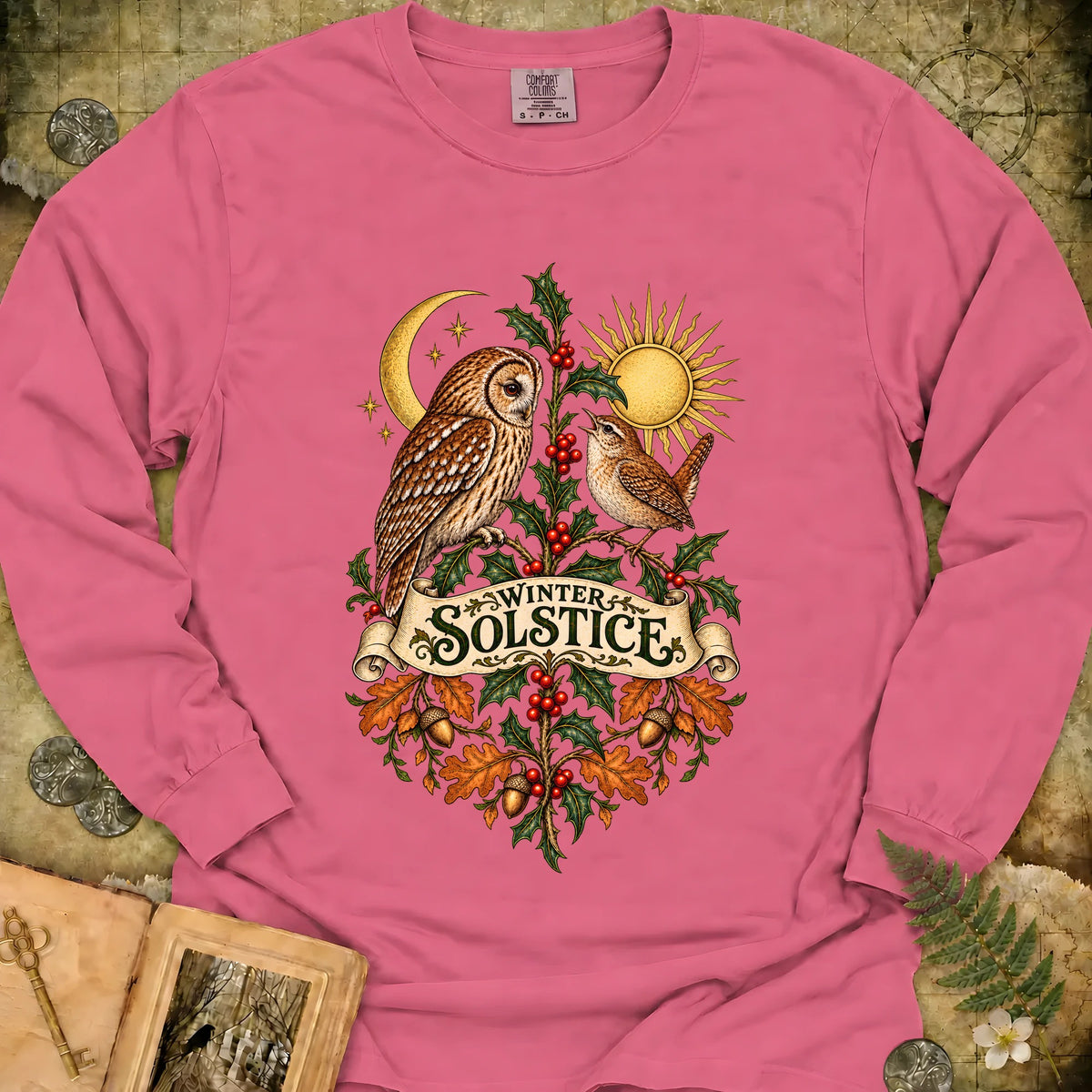 Winter Solstice Botanical Crest Long Sleeve T-Shirt - Crunchberry