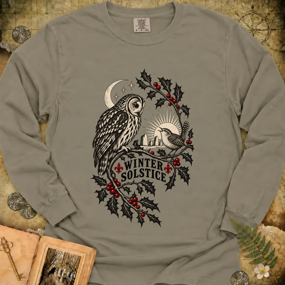 Winter Solstice Holly Birds Long Sleeve T-Shirt - Sandstone